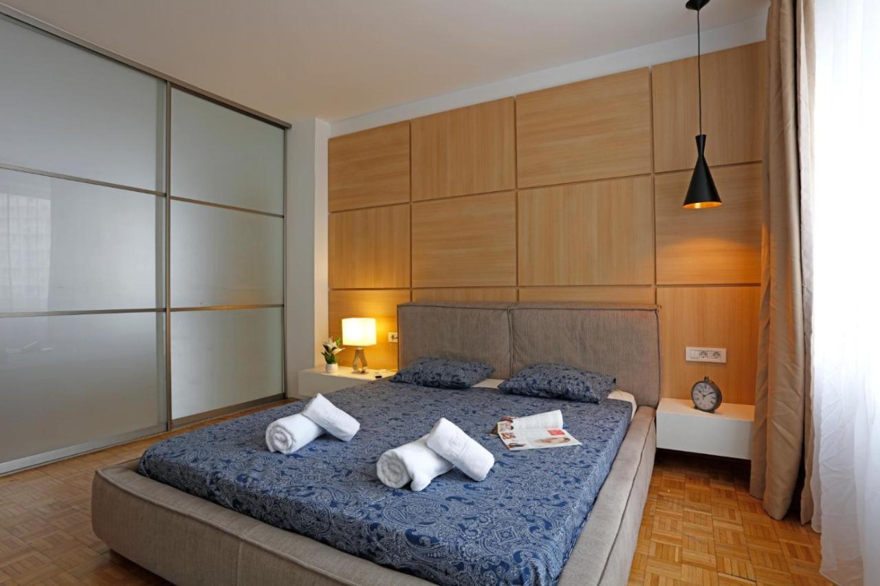 Lovely 2 Bedroom Apartment Near Old Town Bucureşti Exterior foto