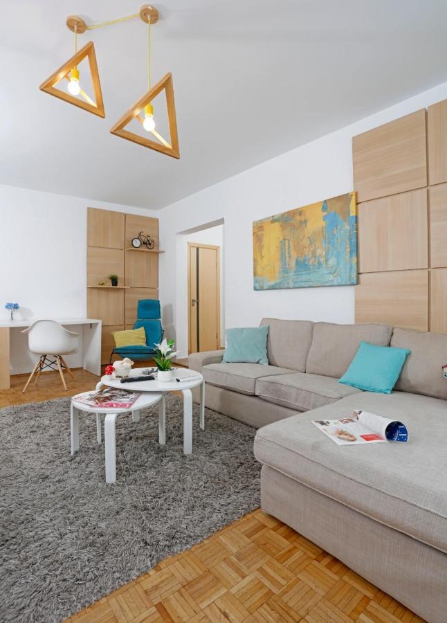 Lovely 2 Bedroom Apartment Near Old Town Bucureşti Exterior foto